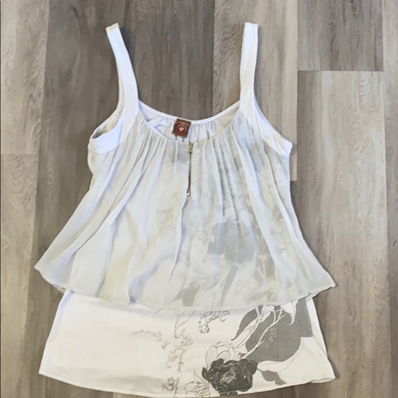 Language Top - Picture 4 of 8